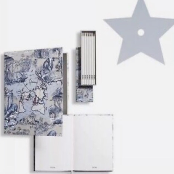 Dior Exclusive Office Set